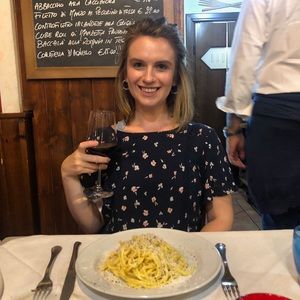 Meet your Posher, Nora